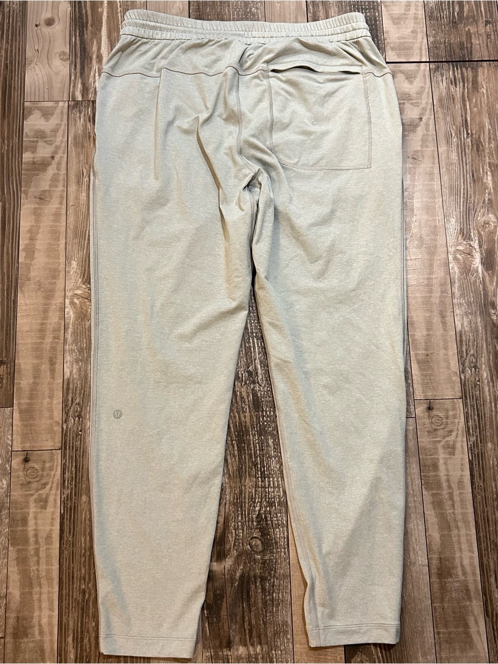 Lululemon Men’s Gray Sweatpants